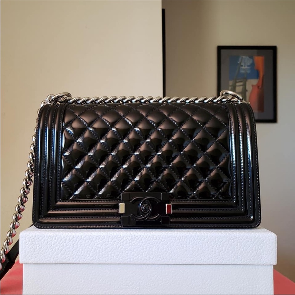 Chanel boy patent black leather medium